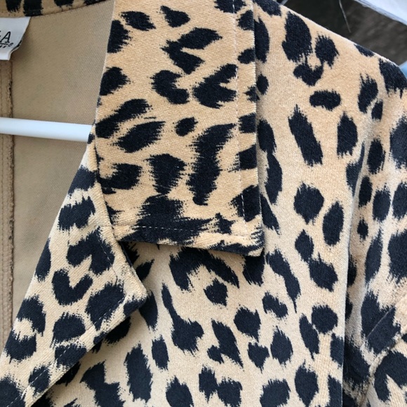 AKA Los Angeles Leopard Coat - Picture 3 of 9